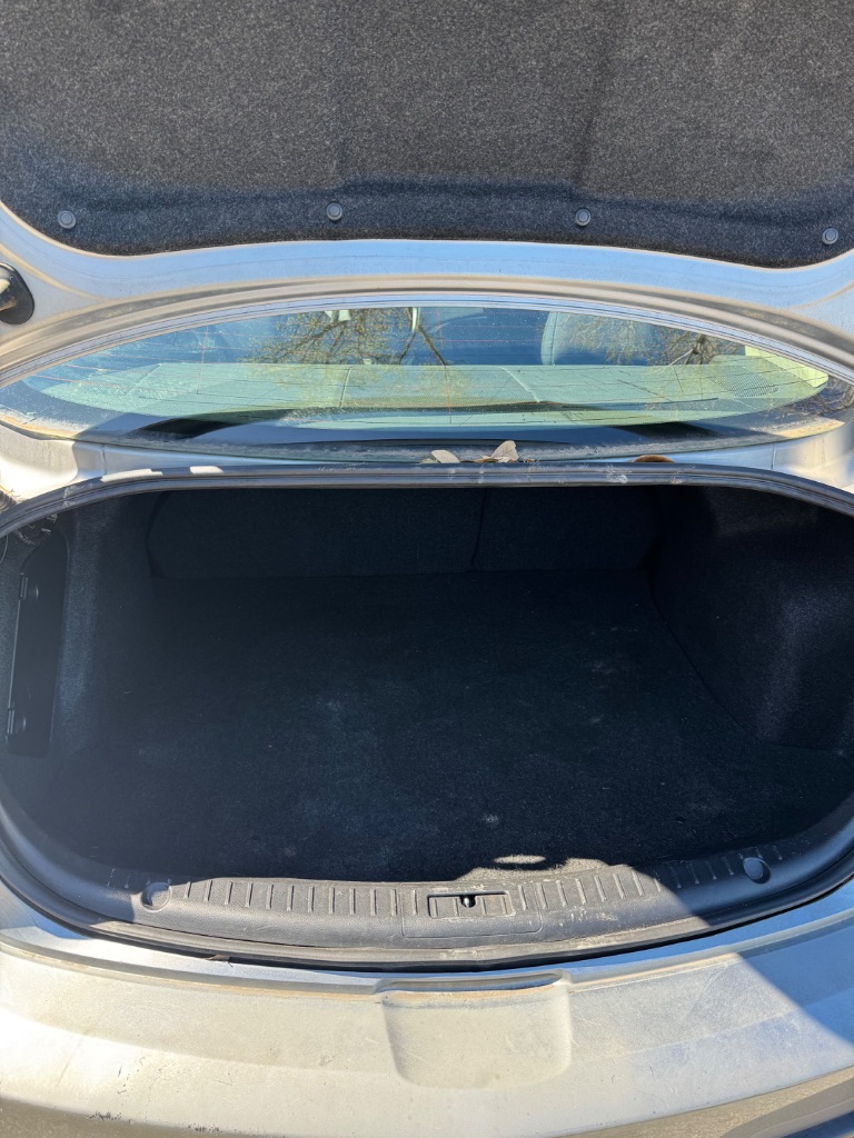 2011 Mazda MAZDA3 i Touring - Photo 18